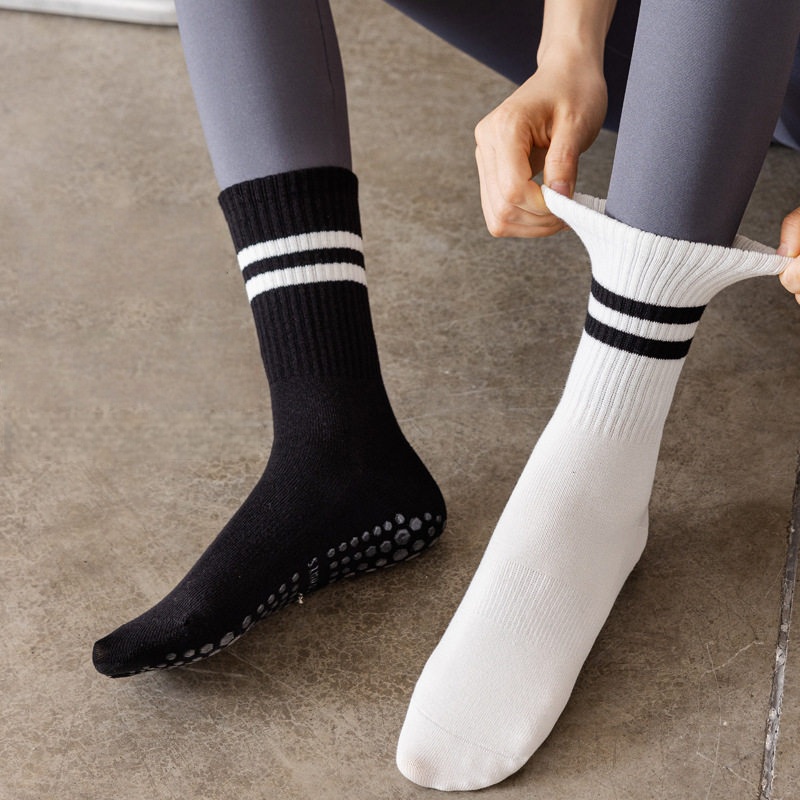 Women Non Slip Yoga Socks, Gri - огляд і ціна Yoga Fitness Pilates
