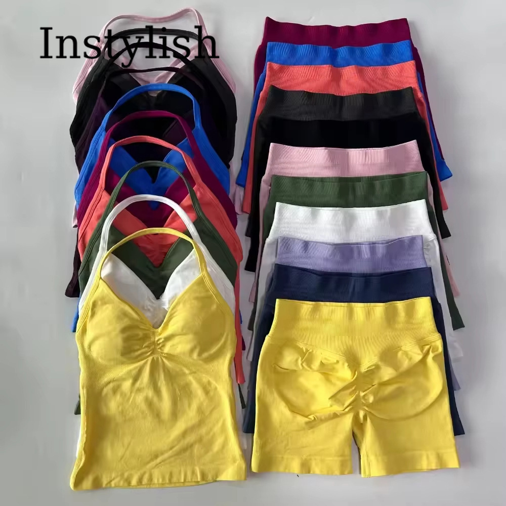 Women Seamless Yoga 2 Piece Se - огляд і ціна Yoga & Fitness Classes By Niharika Zirakpur Reviews